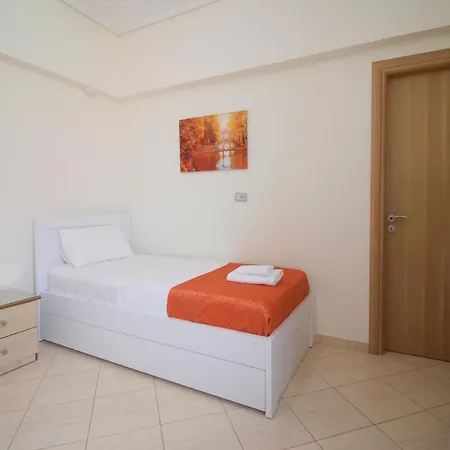 فندق Downtown Hotel كساميل
