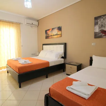 Downtown Hotel فندق كساميل